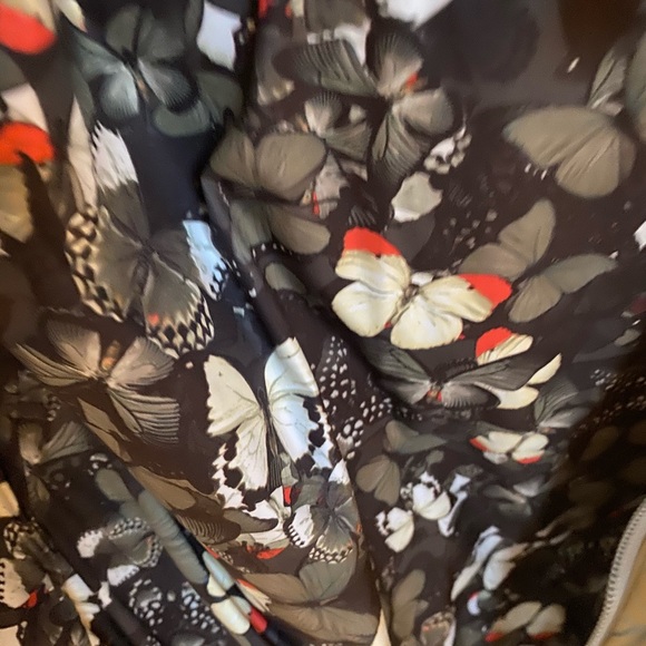 Lululemon Vest - Picture 3 of 5